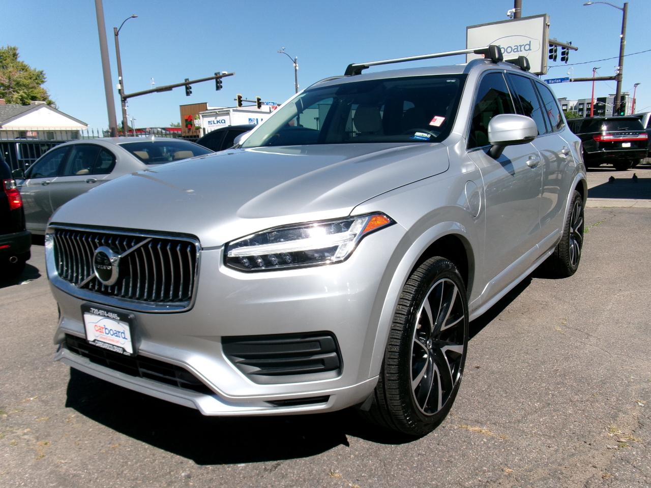 Volvo XC90 T8 eAWD Plug-In Hybrid Momentum 7 Passenger 2020
