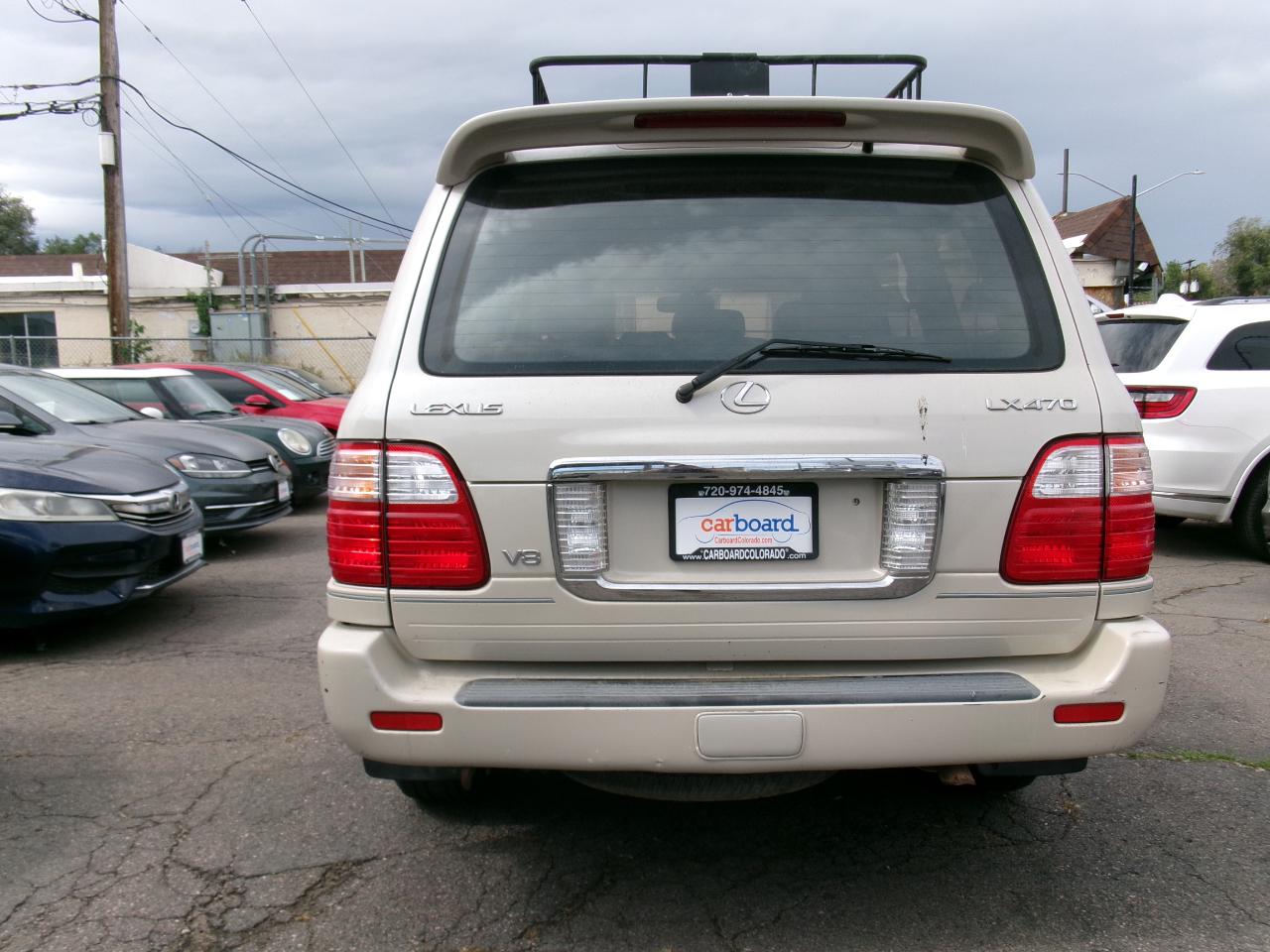Lexus LX 470 4dr SUV 2003
