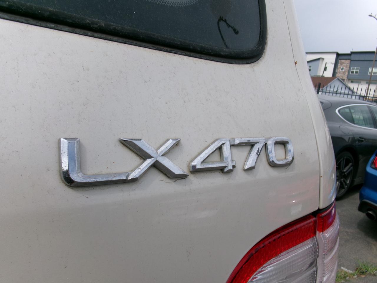 Lexus LX 470 4dr SUV 2003