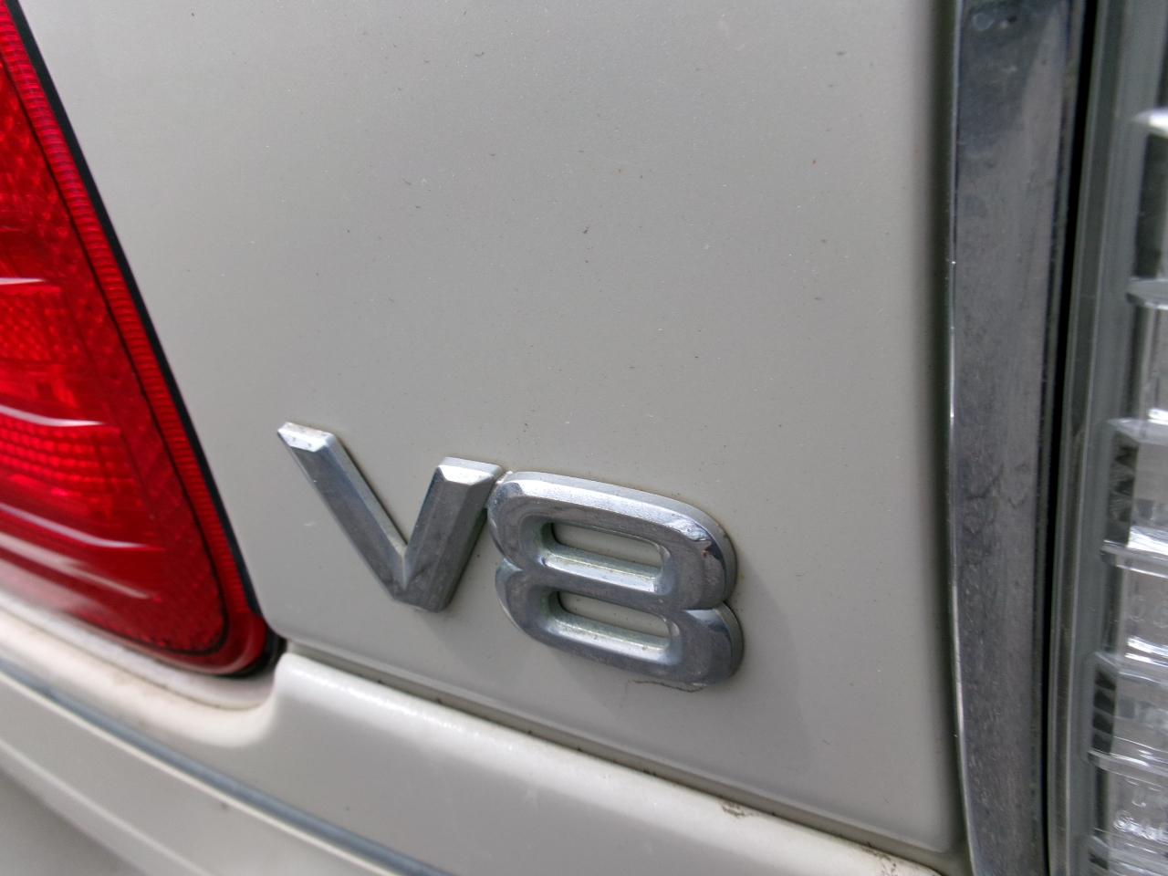 Lexus LX 470 4dr SUV 2003