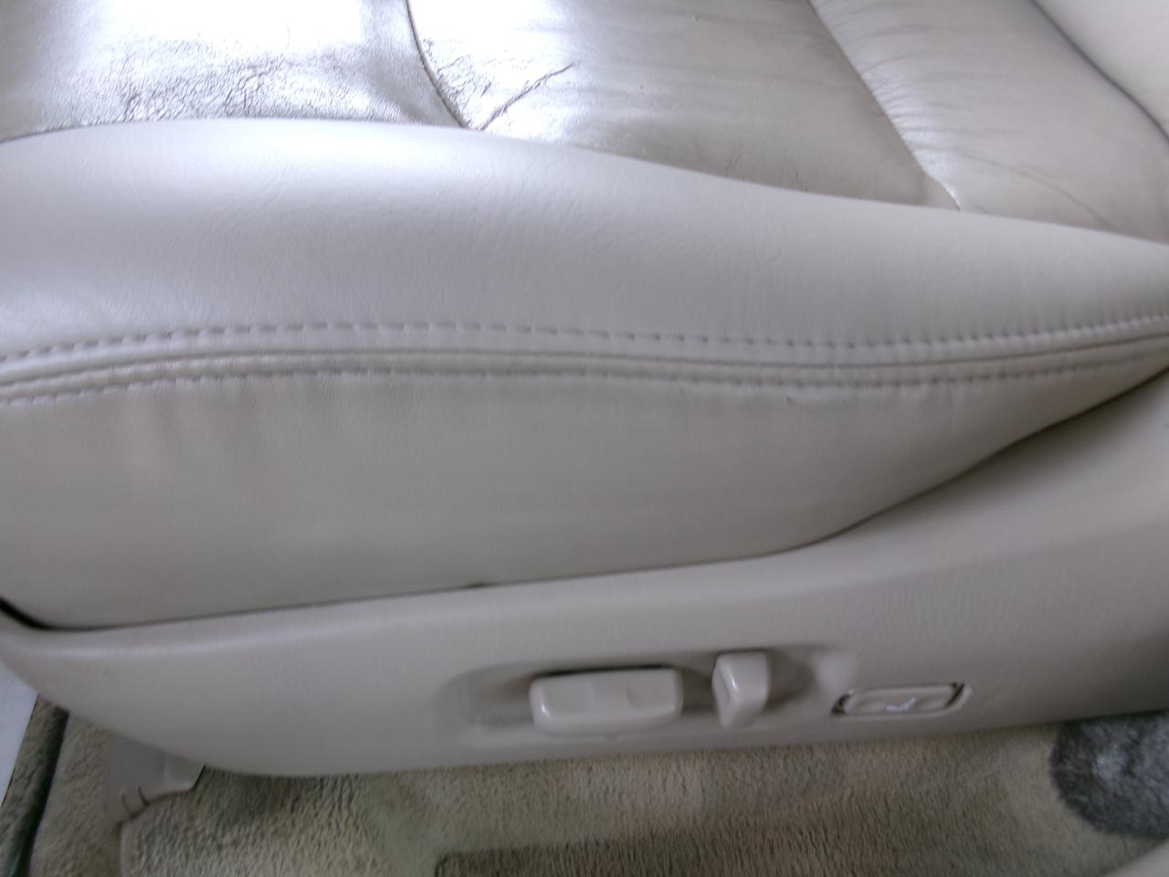 Lexus LX 470 4dr SUV 2003
