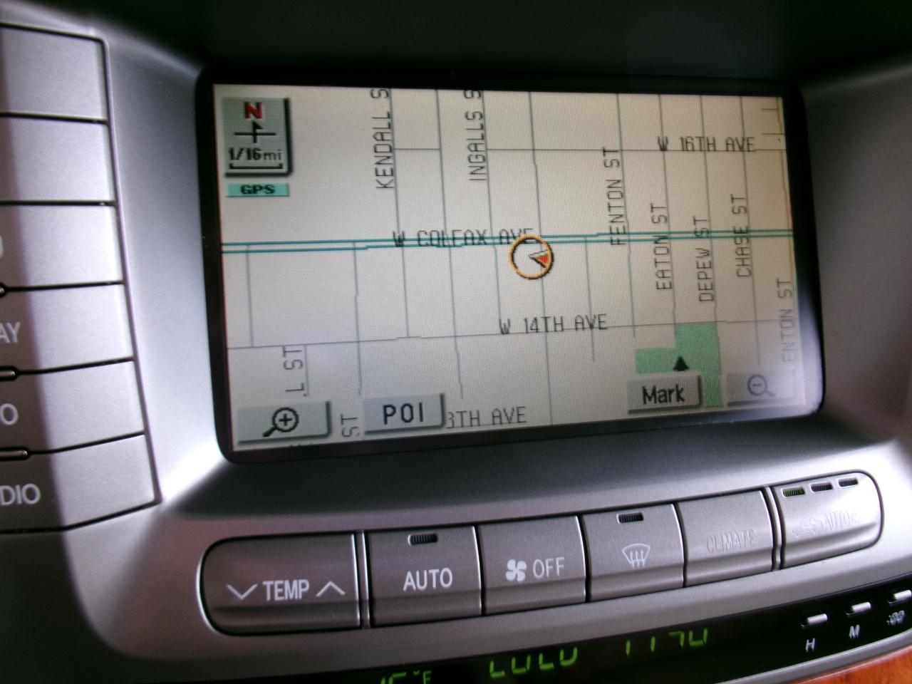 Lexus LX 470 4dr SUV 2003
