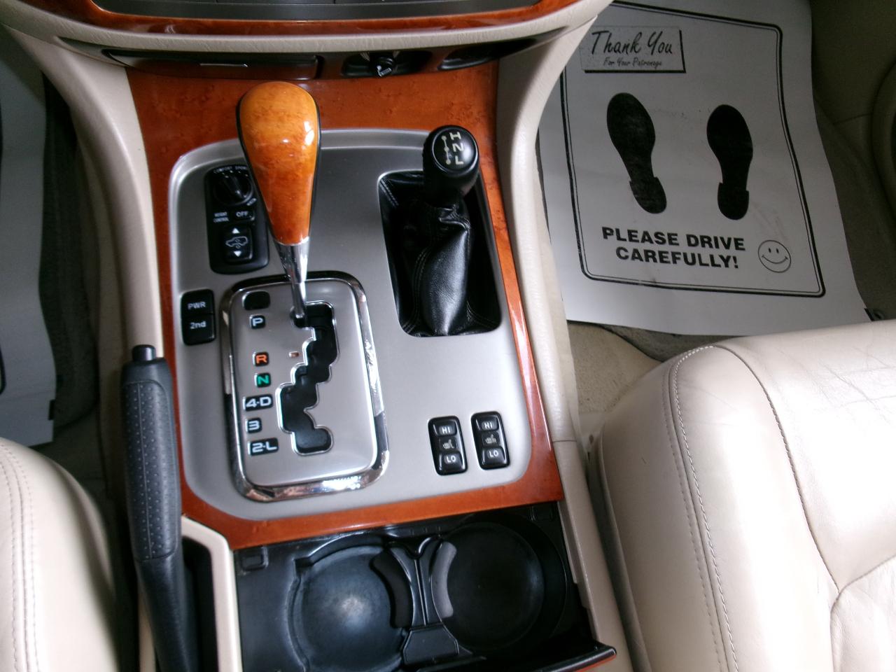 Lexus LX 470 4dr SUV 2003