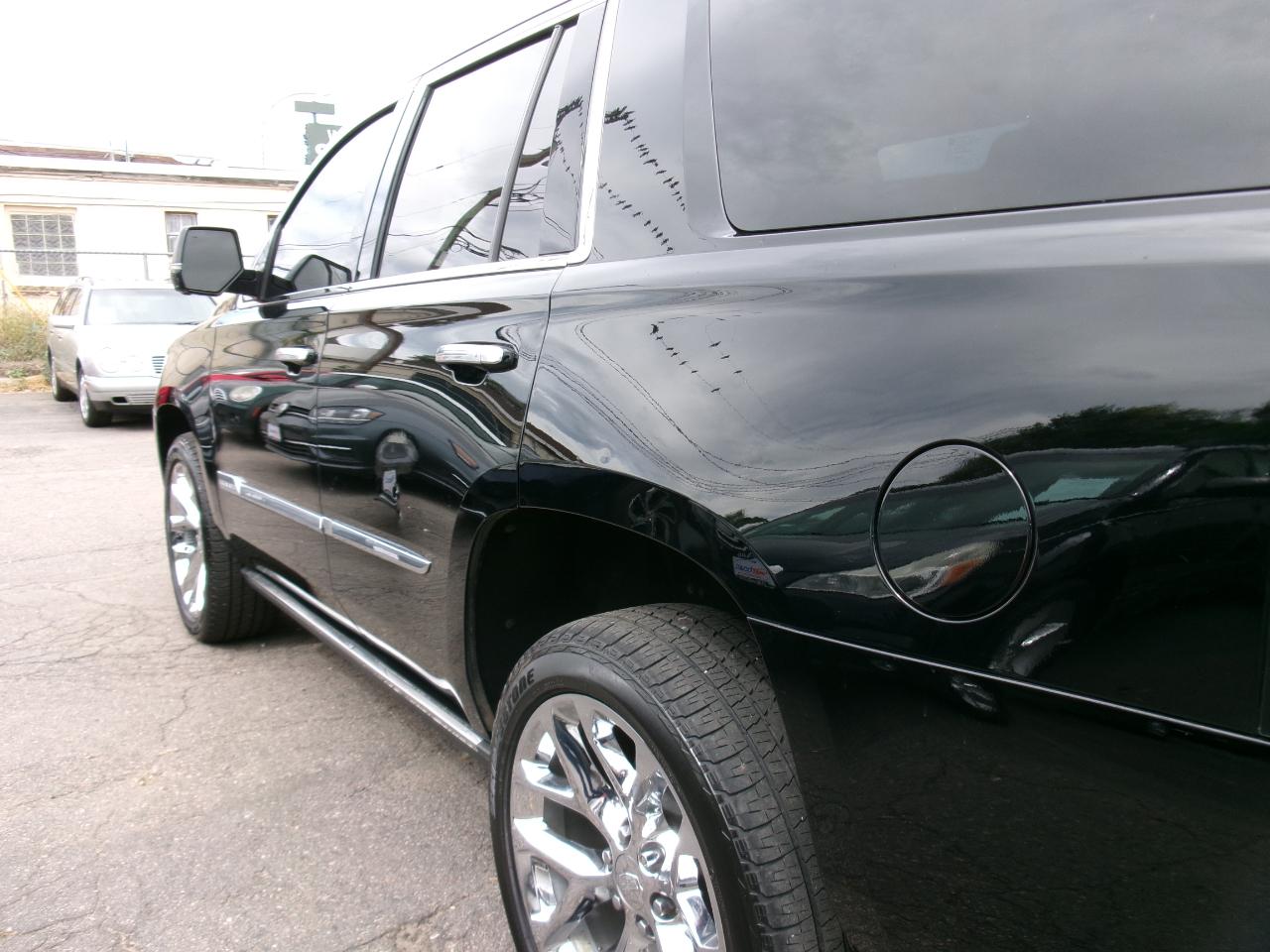 Cadillac Escalade photo 7
