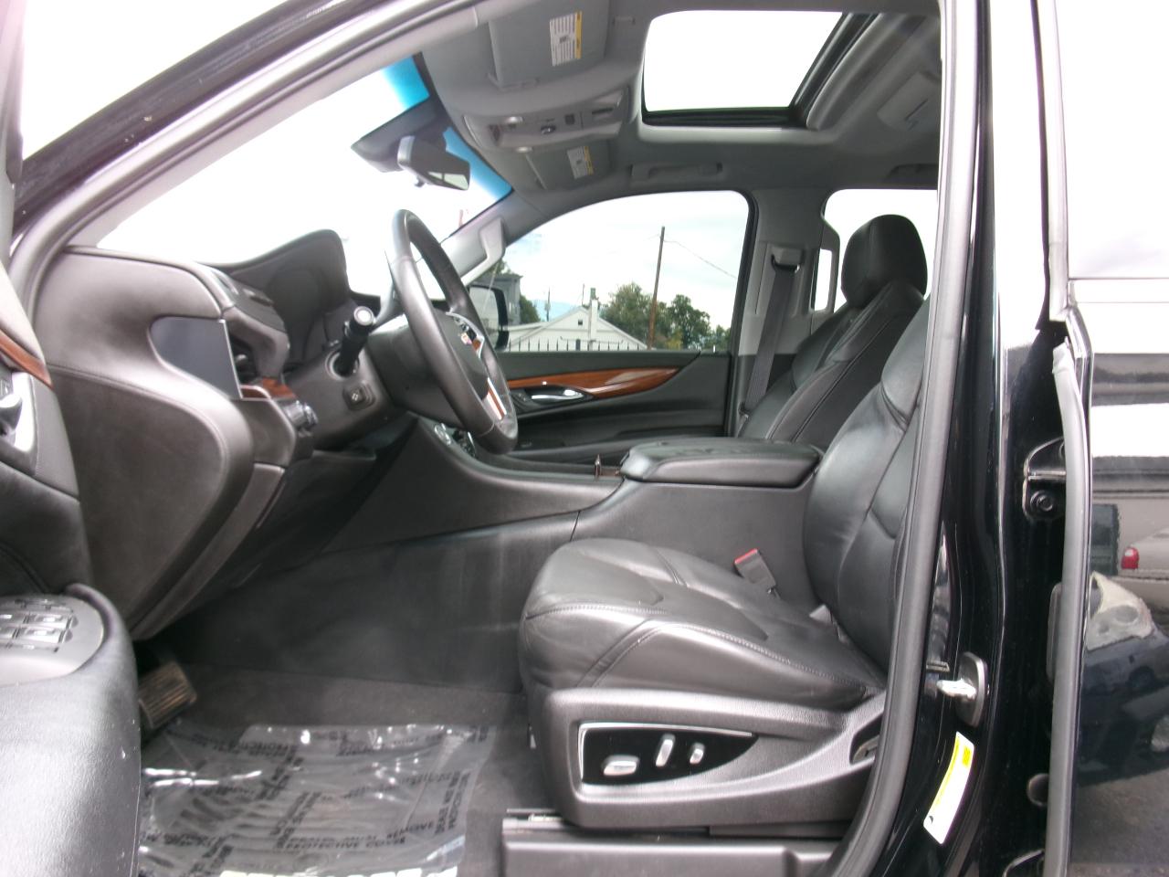 Cadillac Escalade photo 15