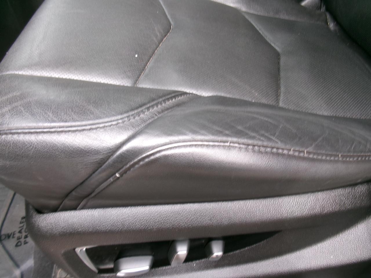 Cadillac Escalade photo 16