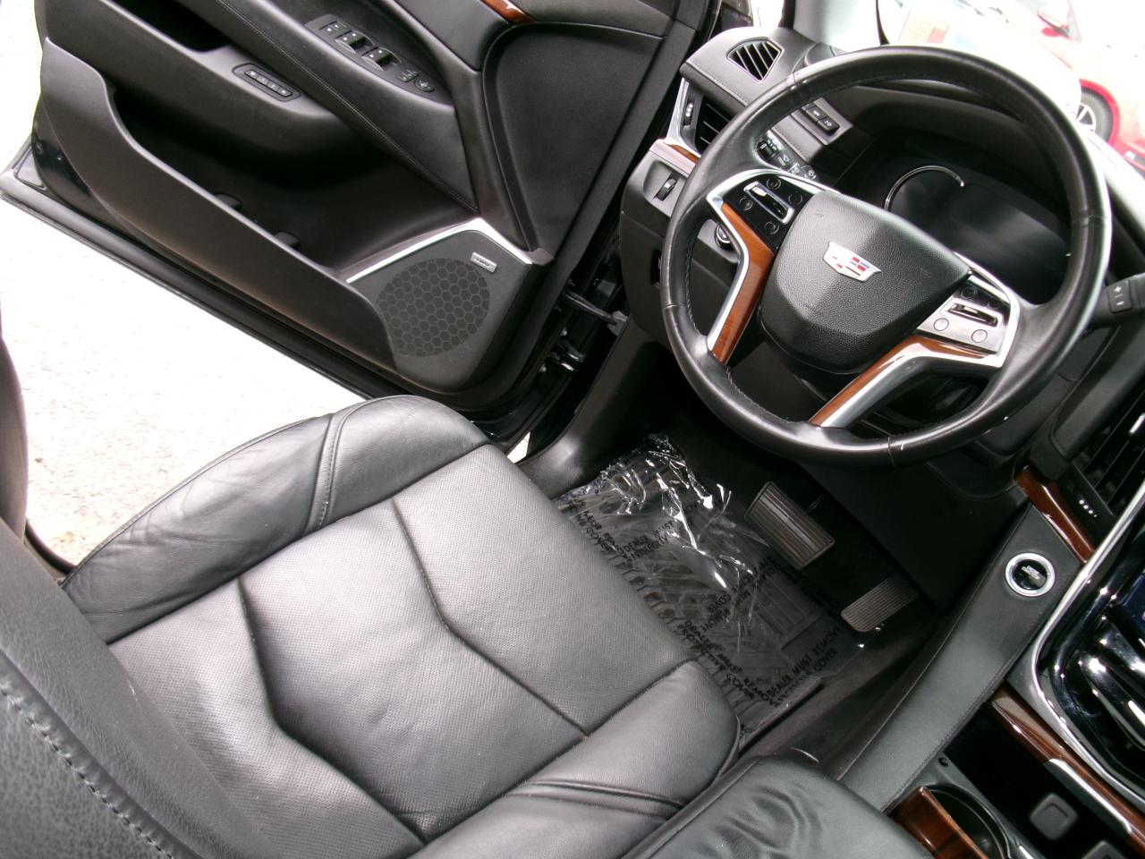 Cadillac Escalade photo 20