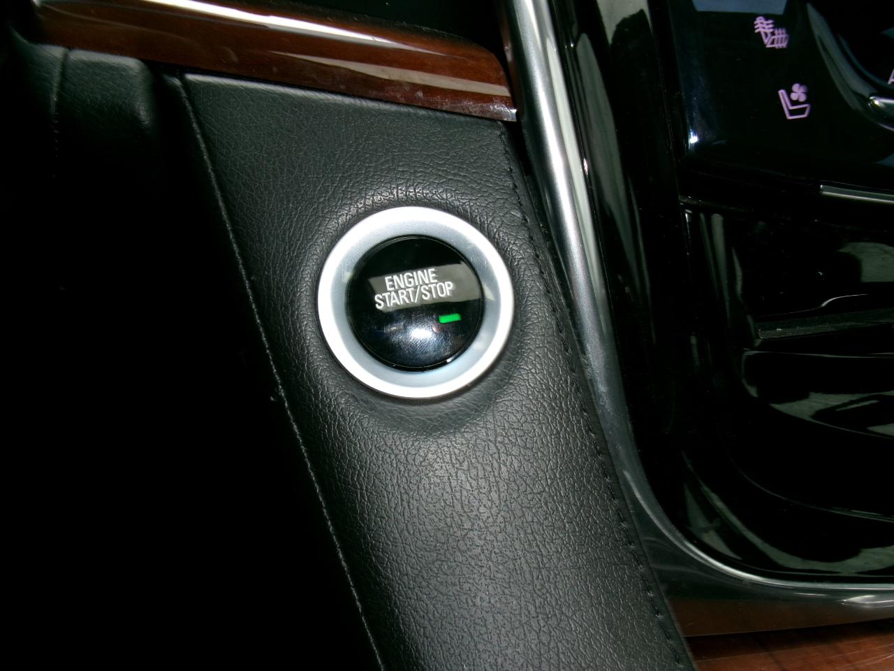 Cadillac Escalade photo 25