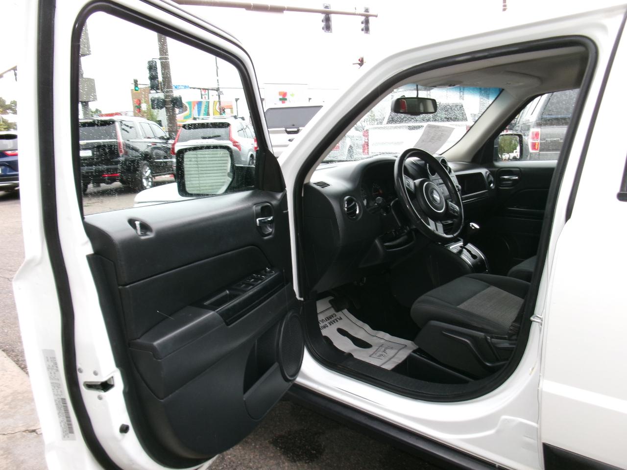 Jeep Patriot 4WD 4dr Latitude 2015