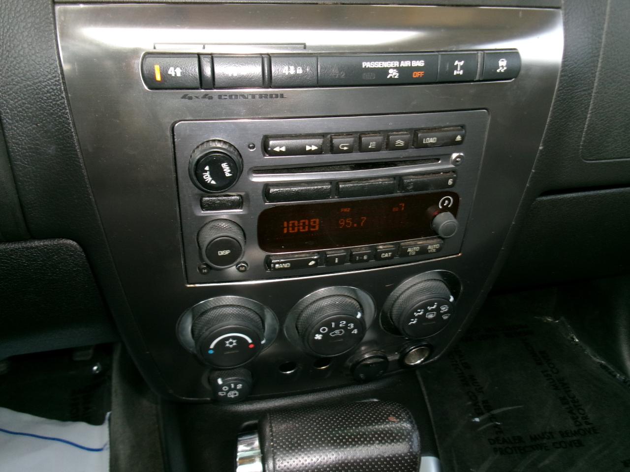 HUMMER H3 4dr 4WD SUV 2006