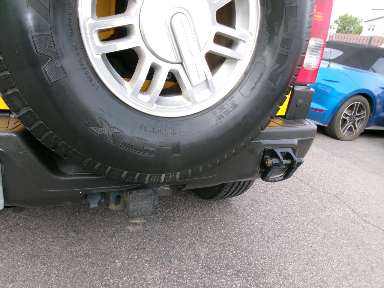 HUMMER H3 4dr 4WD SUV 2006