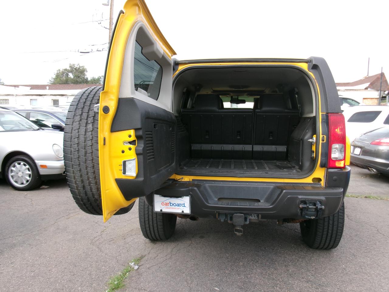 HUMMER H3 4dr 4WD SUV 2006