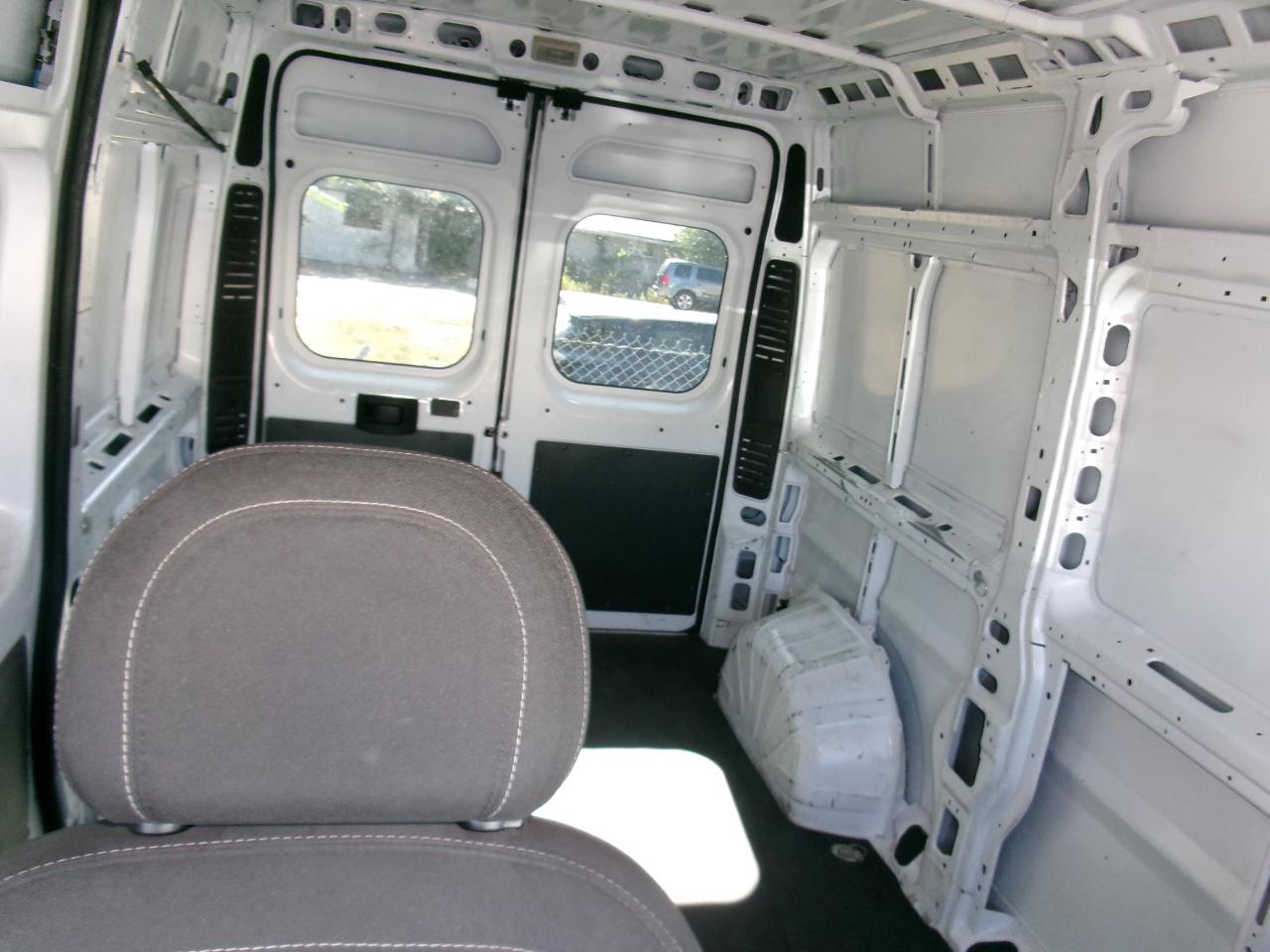 Ram ProMaster 1500 photo 2