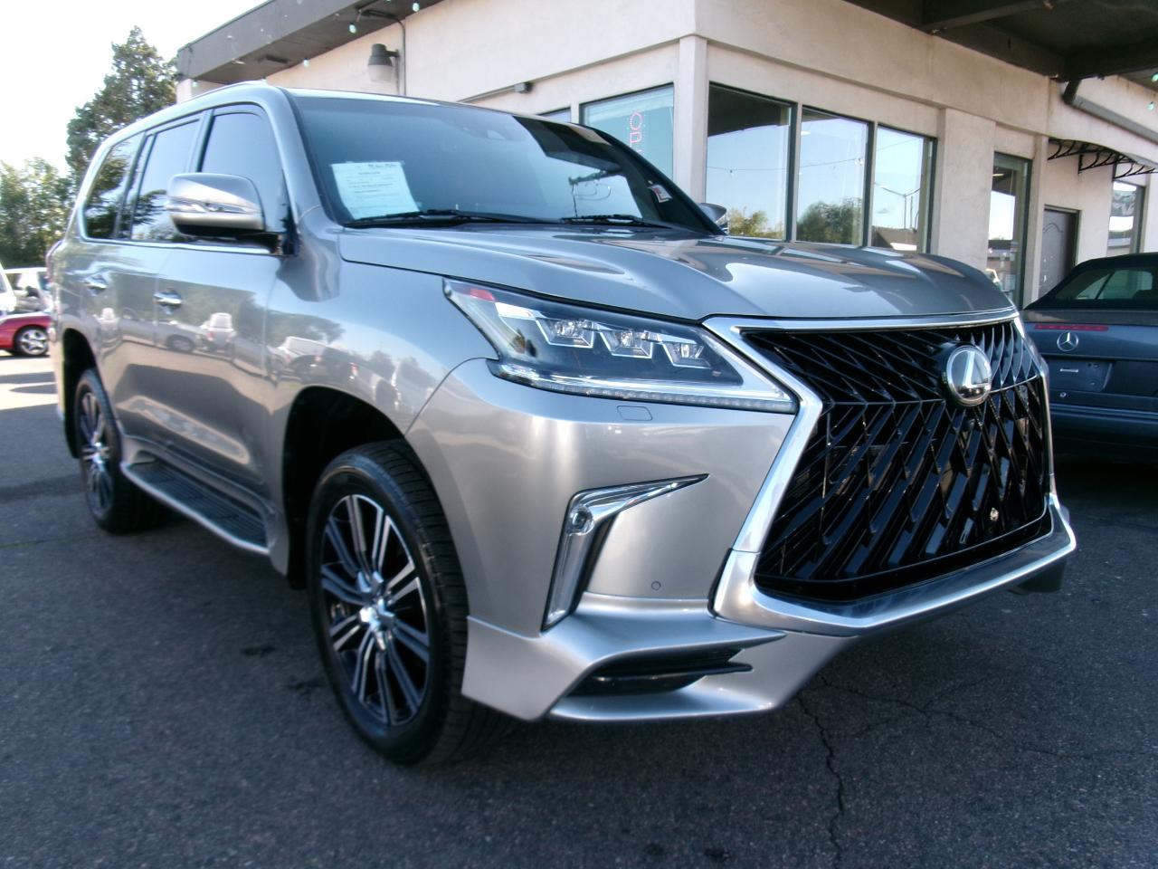Lexus LX LX 570 Two Row 4WD 2020