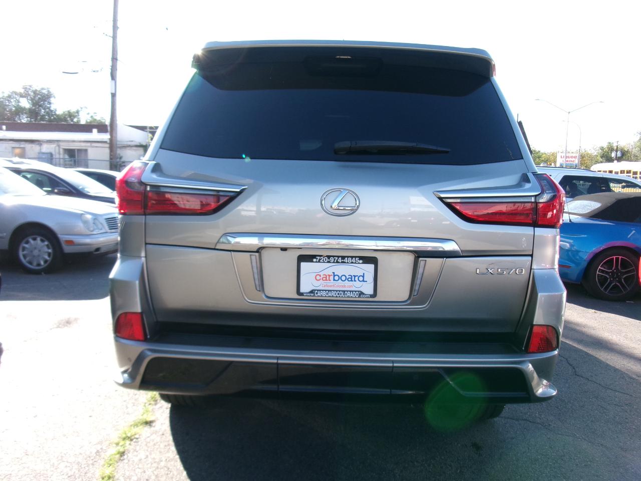 Lexus LX LX 570 Two Row 4WD 2020