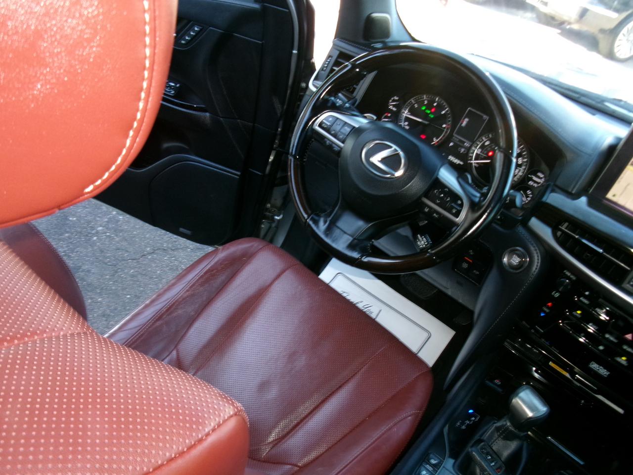 Lexus LX LX 570 Two Row 4WD 2020