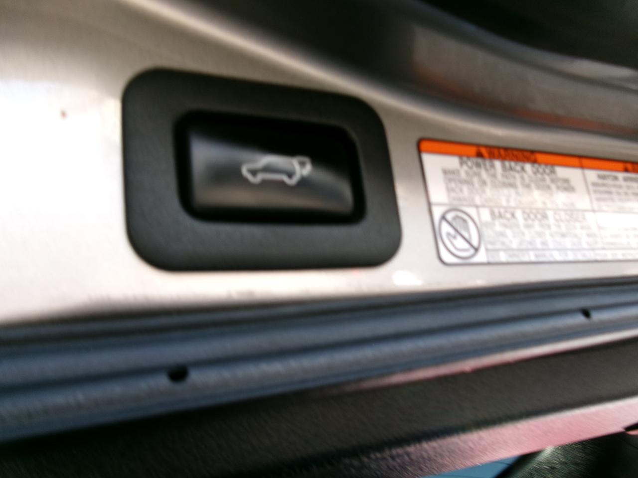 Lexus LX LX 570 Two Row 4WD 2020