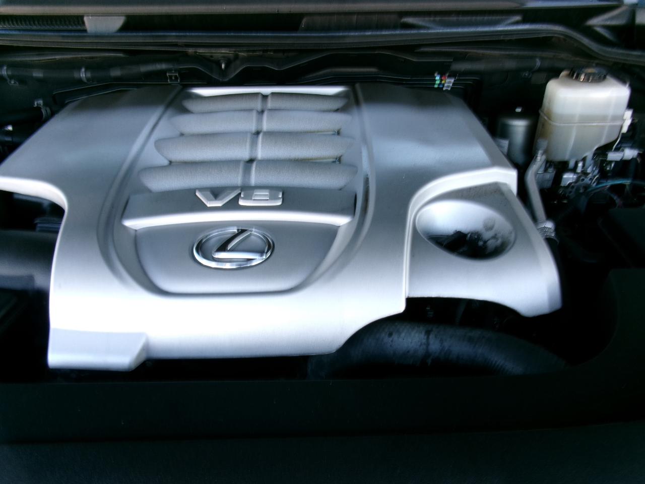 Lexus LX LX 570 Two Row 4WD 2020