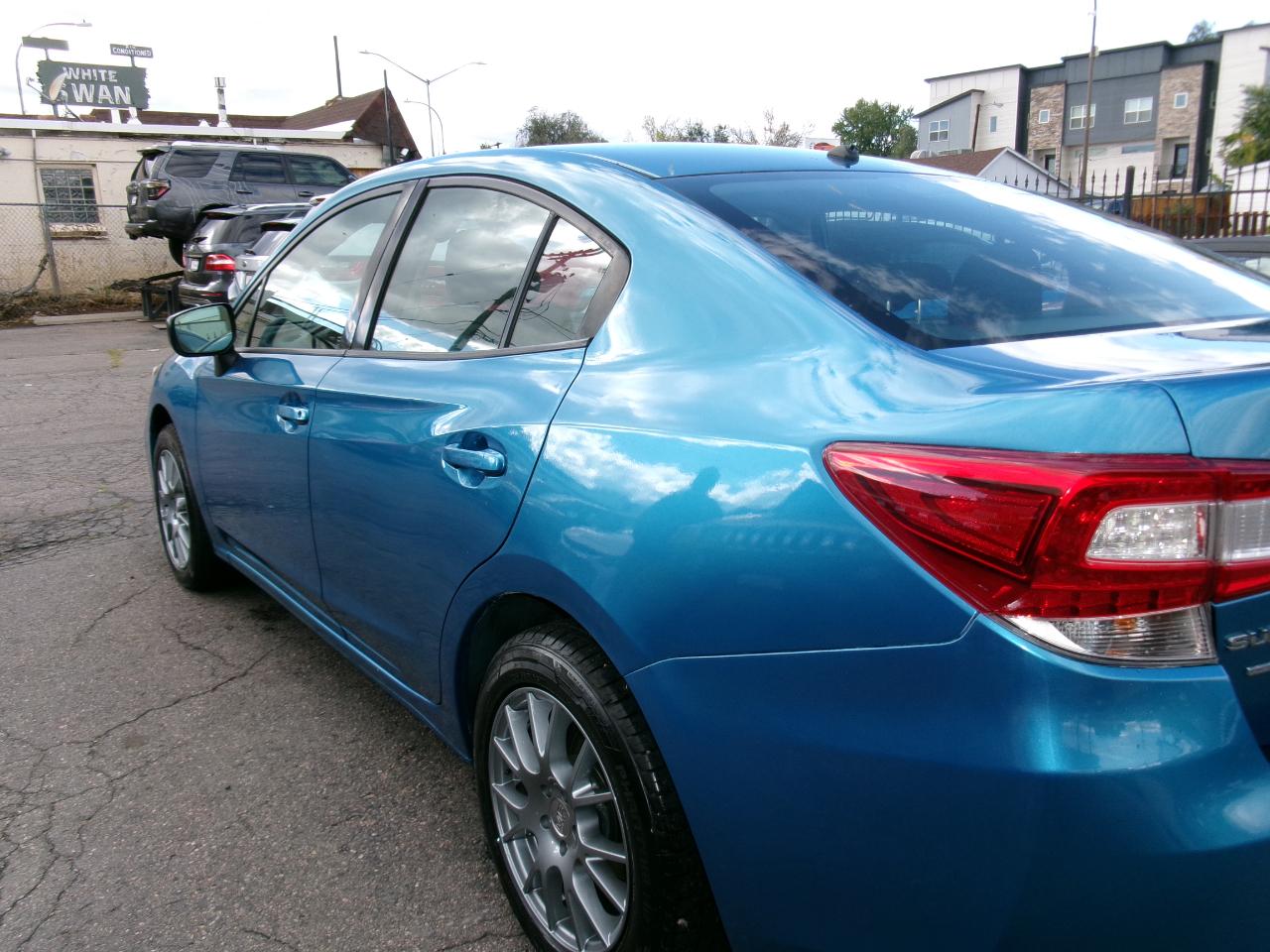 Subaru Impreza 2.0i 4-door Manual 2017