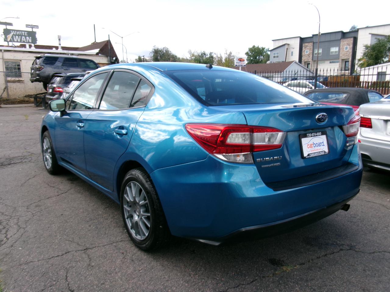 Subaru Impreza 2.0i 4-door Manual 2017