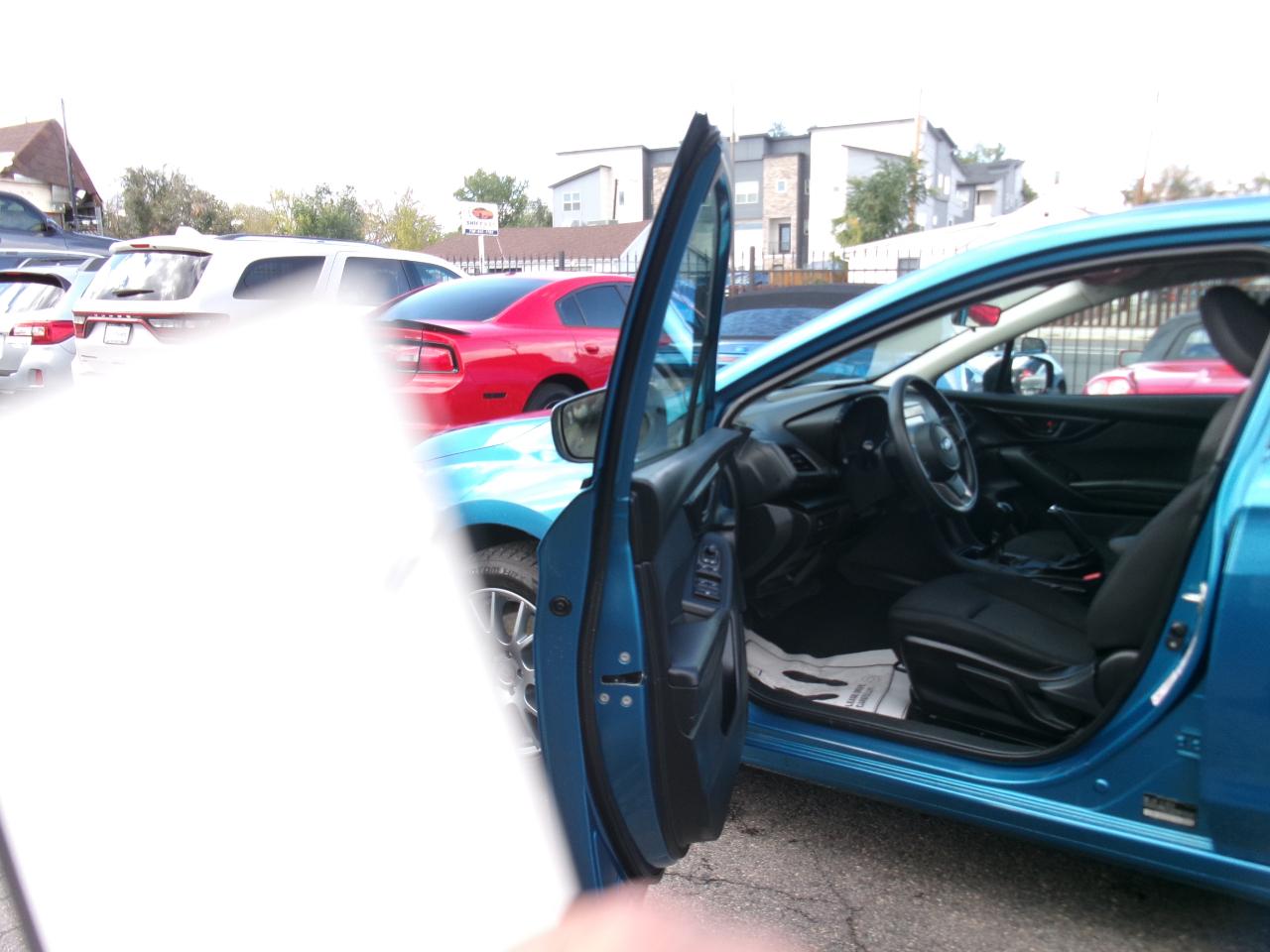 Subaru Impreza 2.0i 4-door Manual 2017