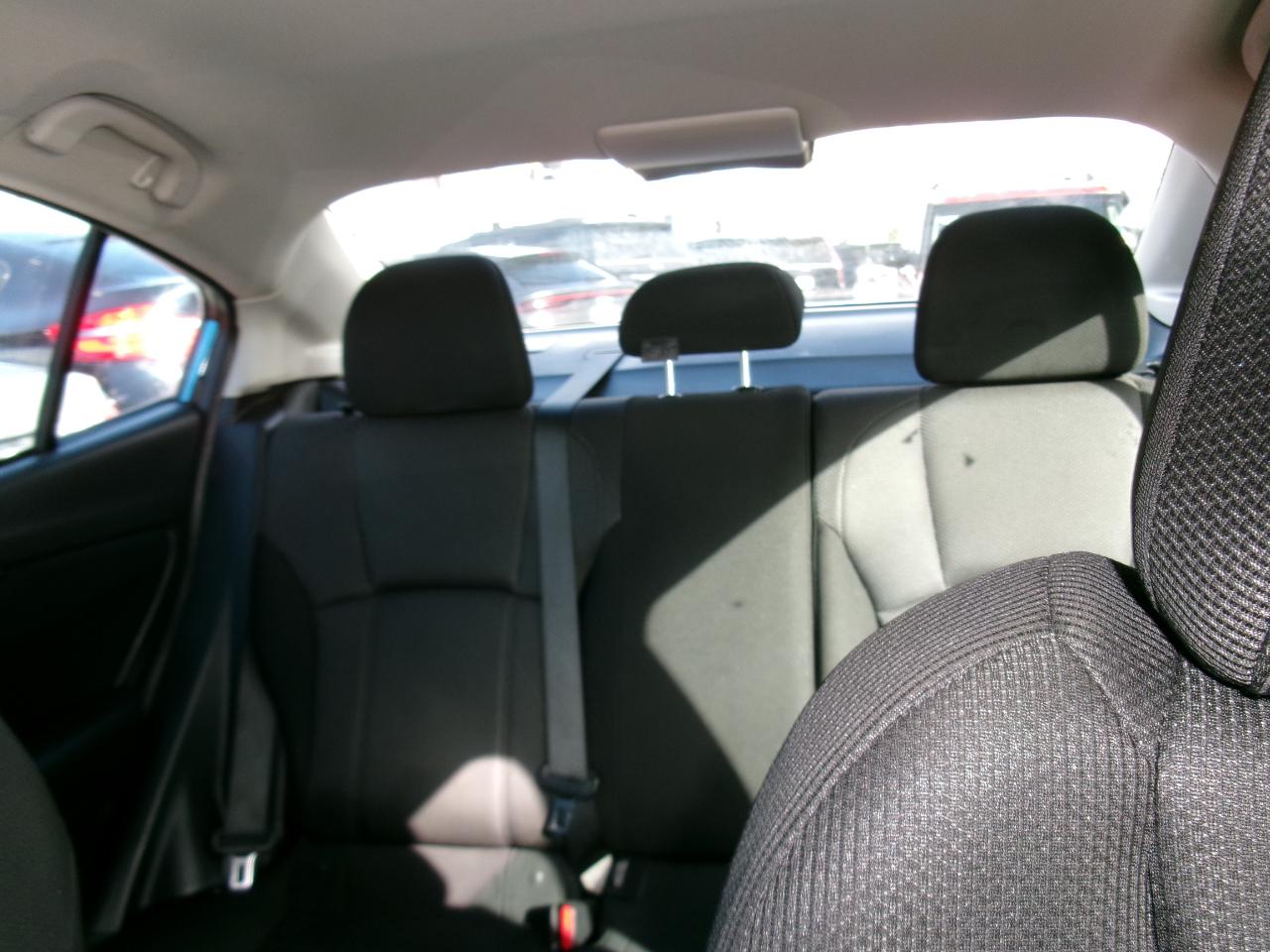 Subaru Impreza 2.0i 4-door Manual 2017