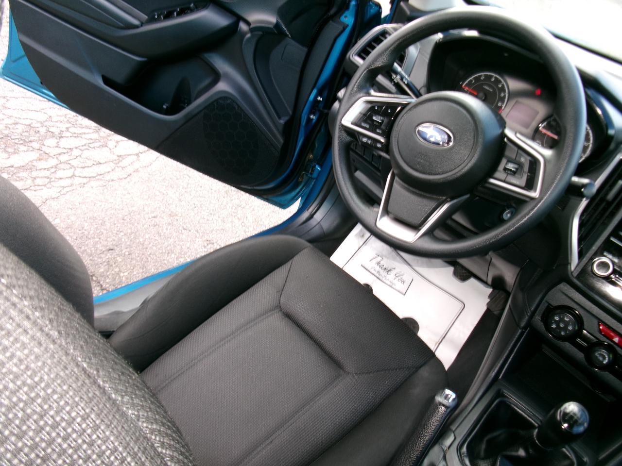 Subaru Impreza 2.0i 4-door Manual 2017