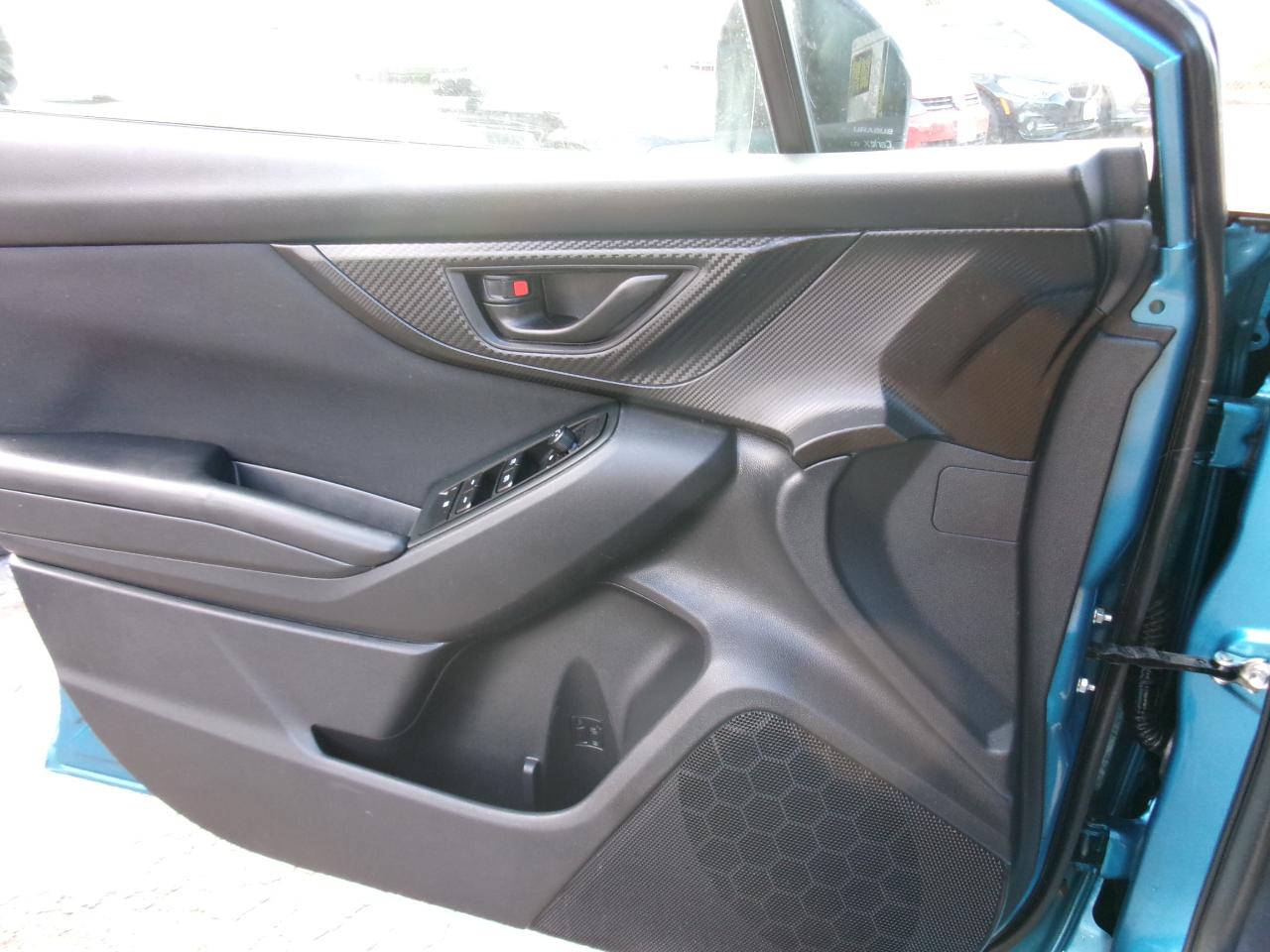 Subaru Impreza 2.0i 4-door Manual 2017