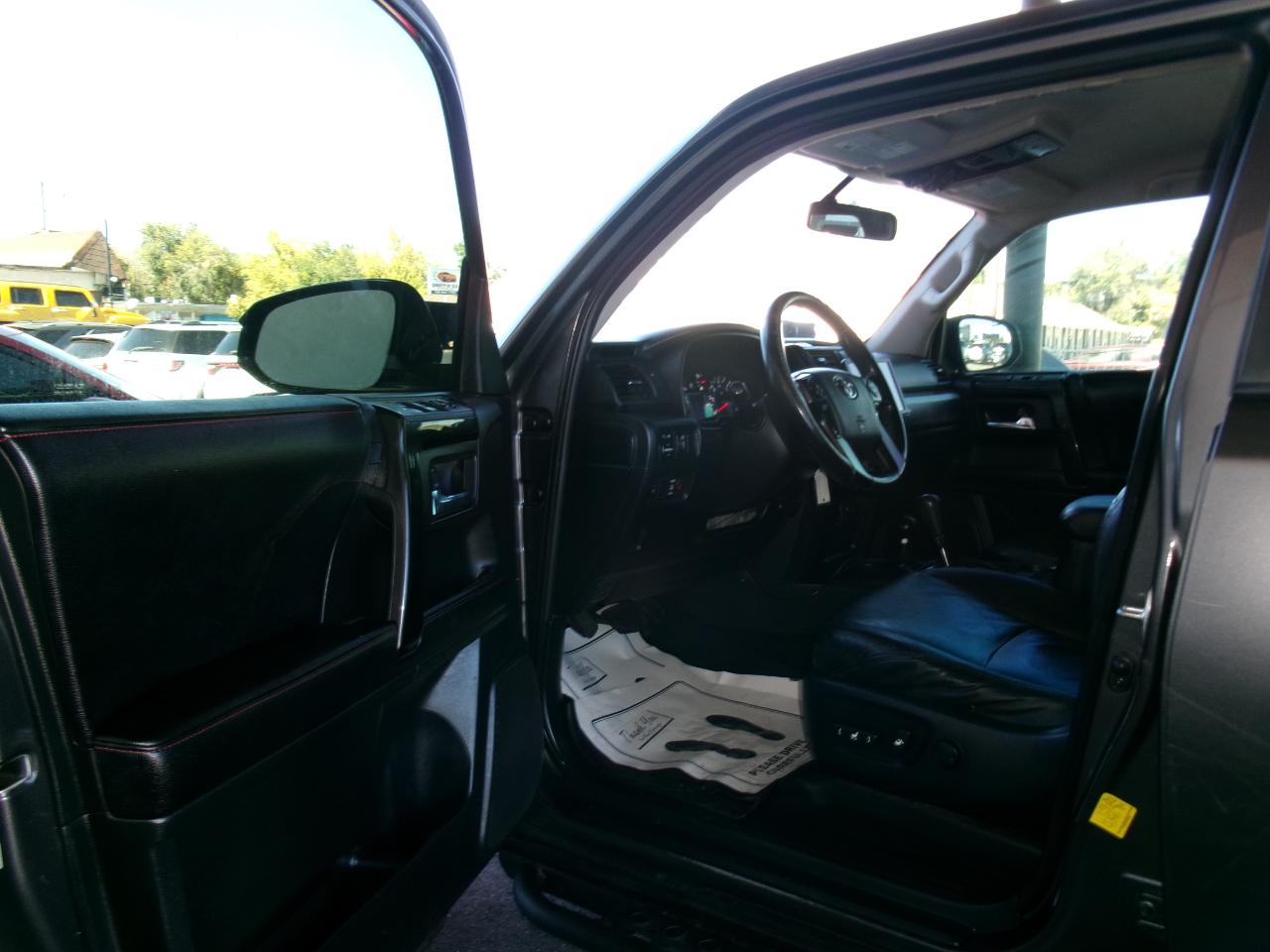 Toyota 4Runner 4WD 4dr V6 Trail Premium (Natl) 2016