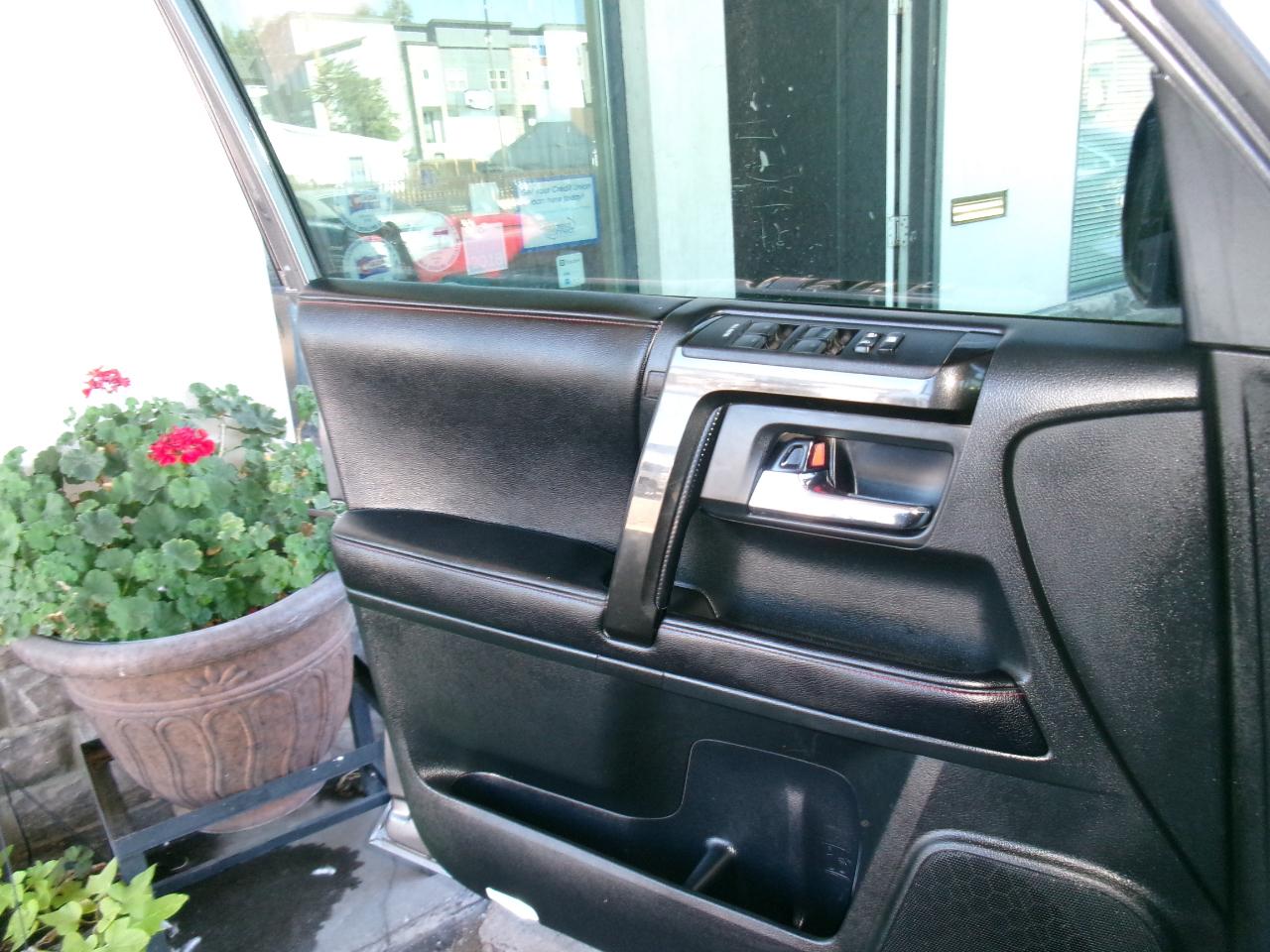 Toyota 4Runner 4WD 4dr V6 Trail Premium (Natl) 2016