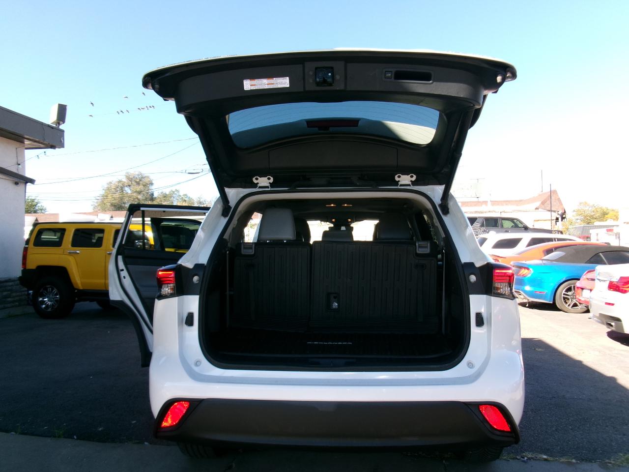 Toyota Highlander XLE AWD (Natl) 2021
