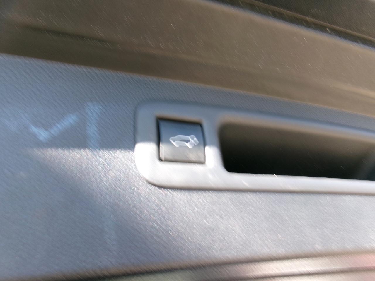 Toyota Highlander XLE AWD (Natl) 2021