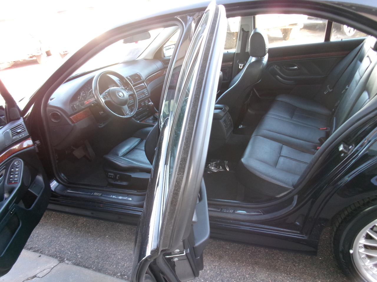 BMW 530i photo 11