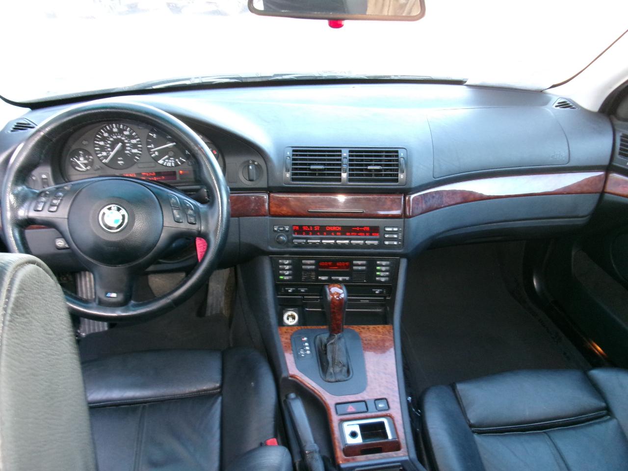 BMW 530i photo 27