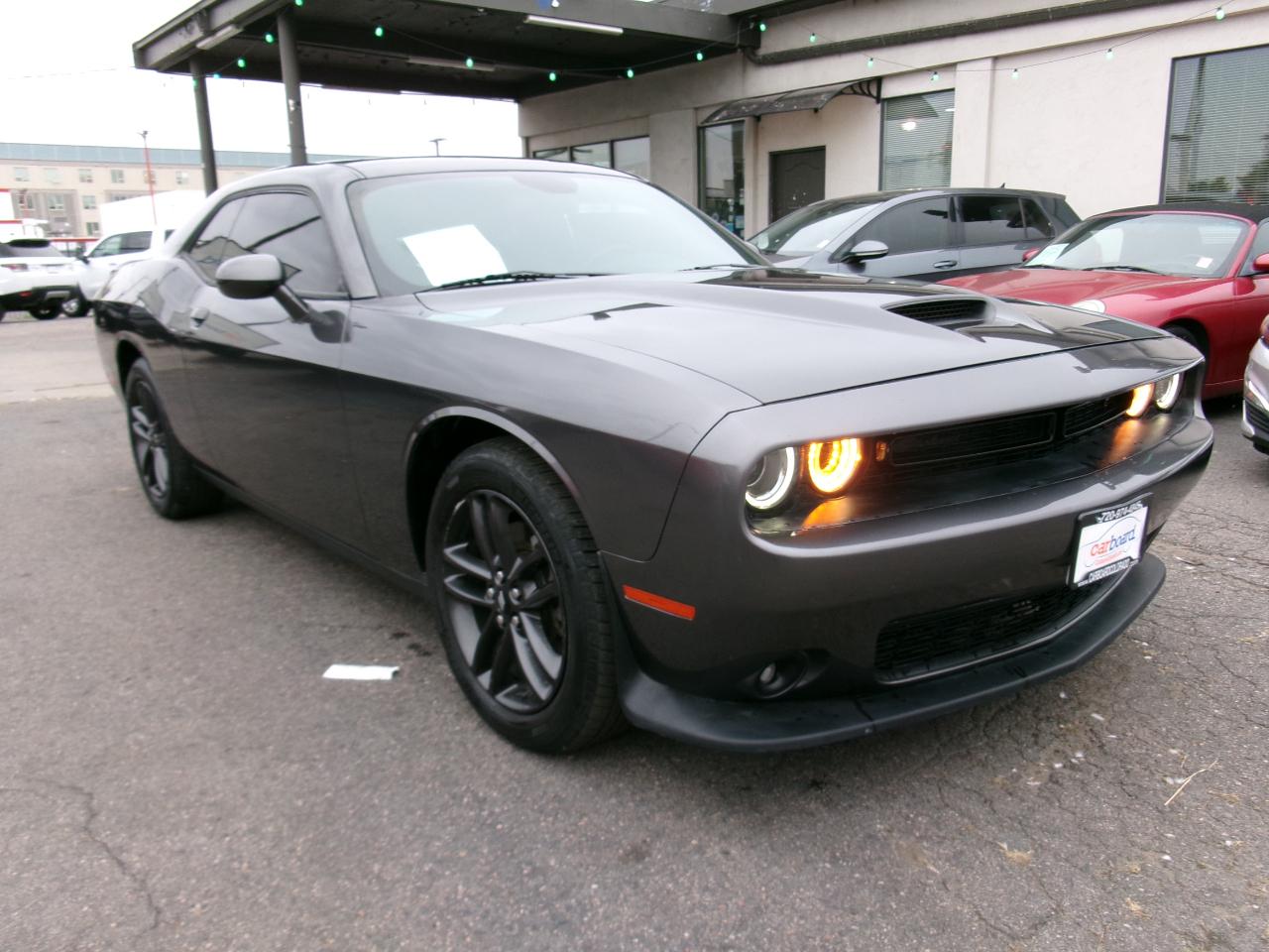 Dodge Challenger GT AWD 2019