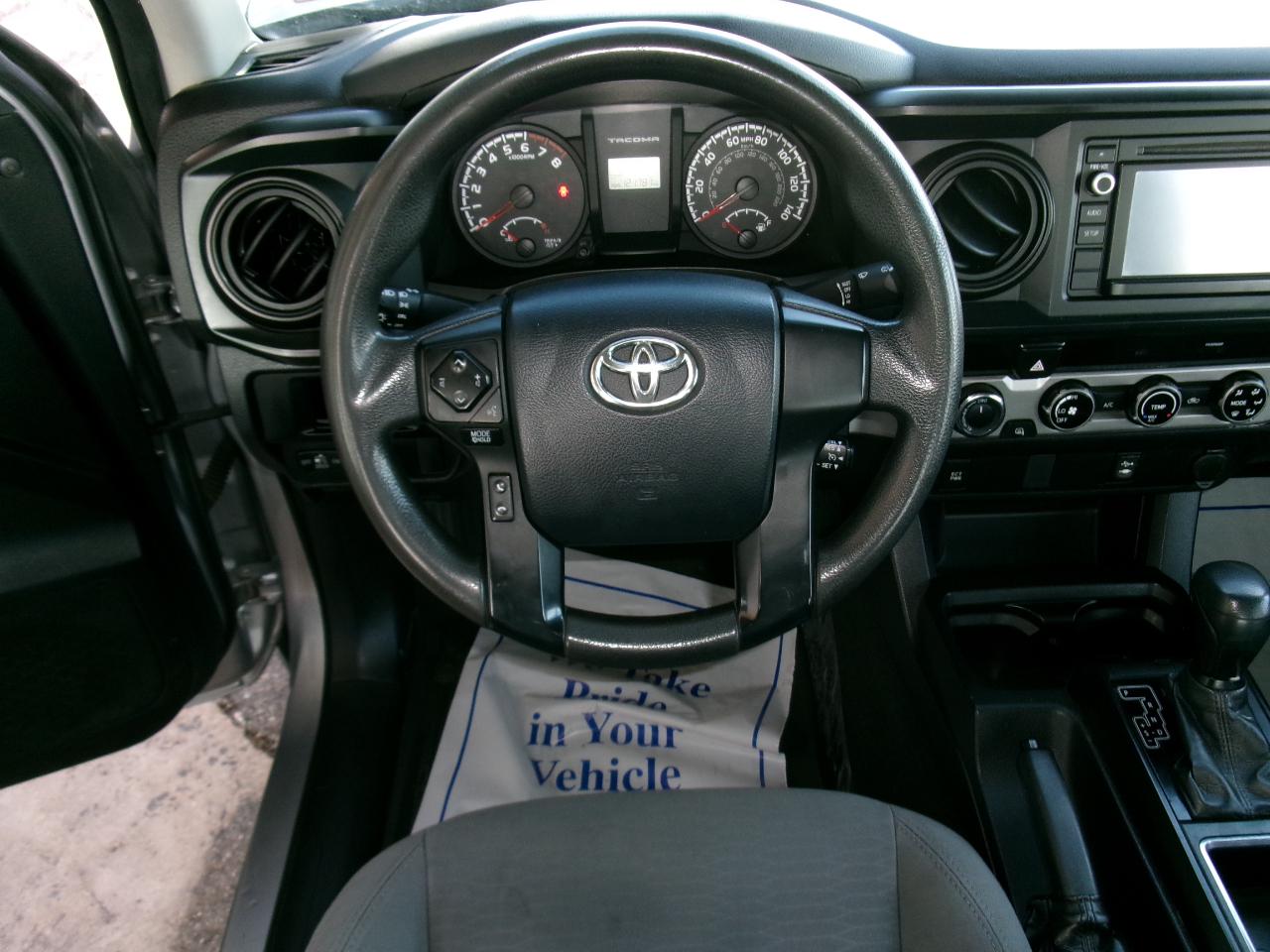 Toyota Tacoma TRD Off Road Double Cab 5' Bed V6 4x4 MT (Natl) 2017
