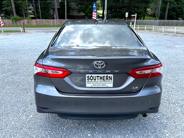 Toyota Camry SE 2019