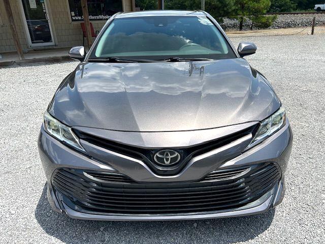 Toyota Camry SE 2019