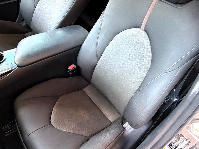 Toyota Camry SE 2019