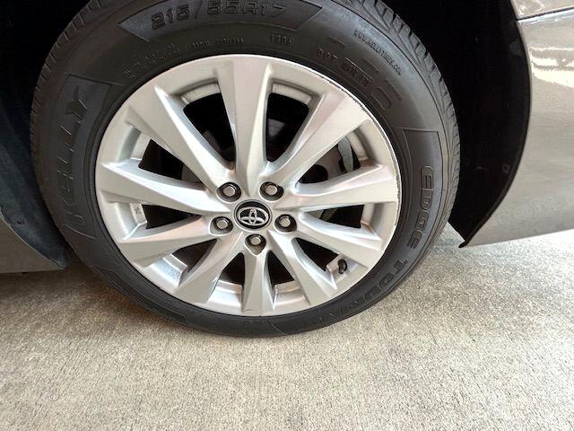 Toyota Camry SE 2019