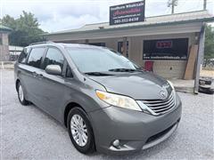 2012 Toyota Sienna 