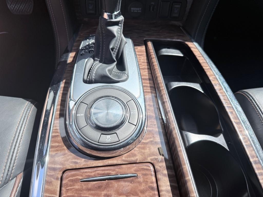 2019 Nissan Armada SL - Photo 12
