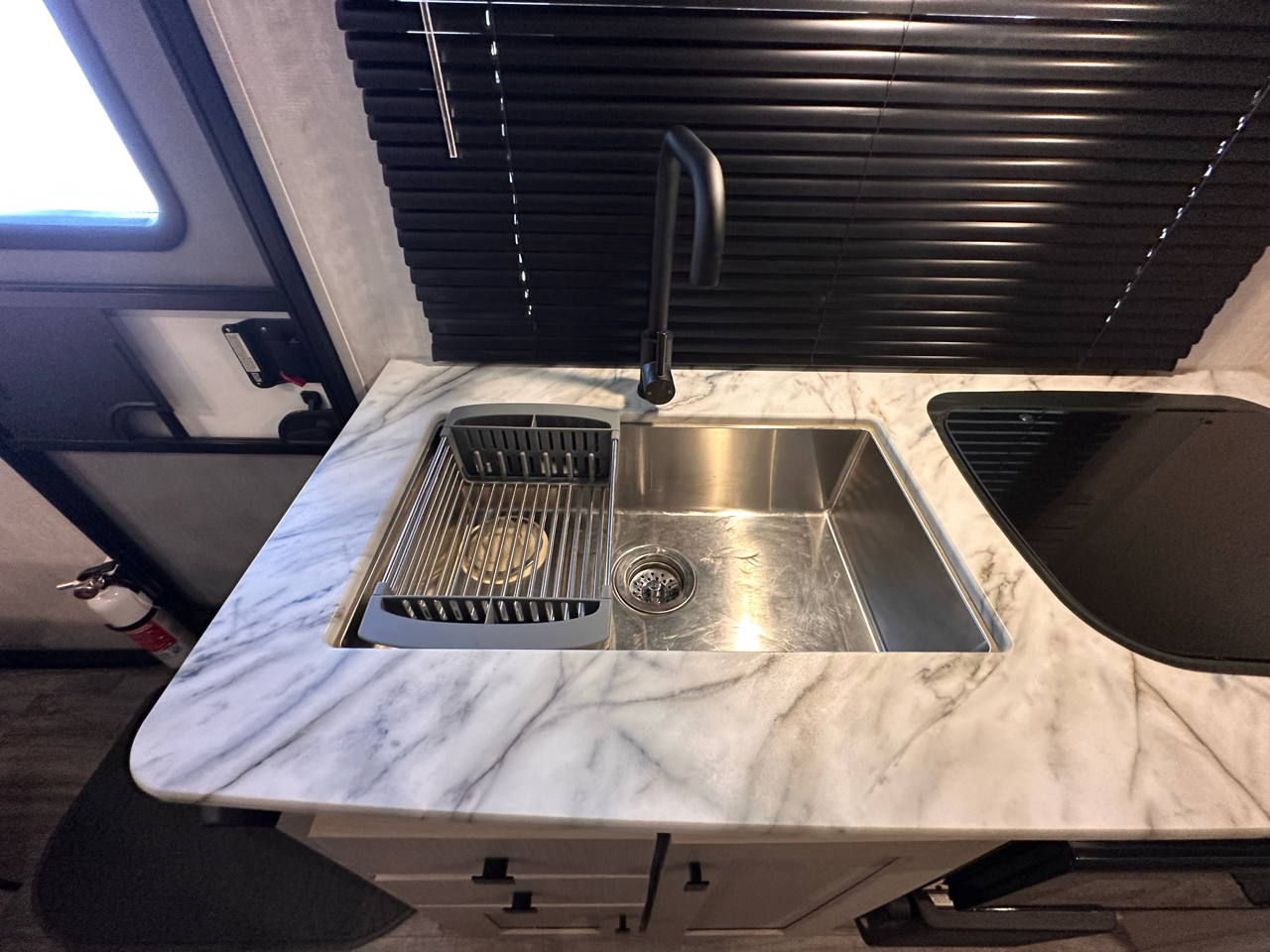 Coachmen Apex  2024 Coachmen Apex  2024