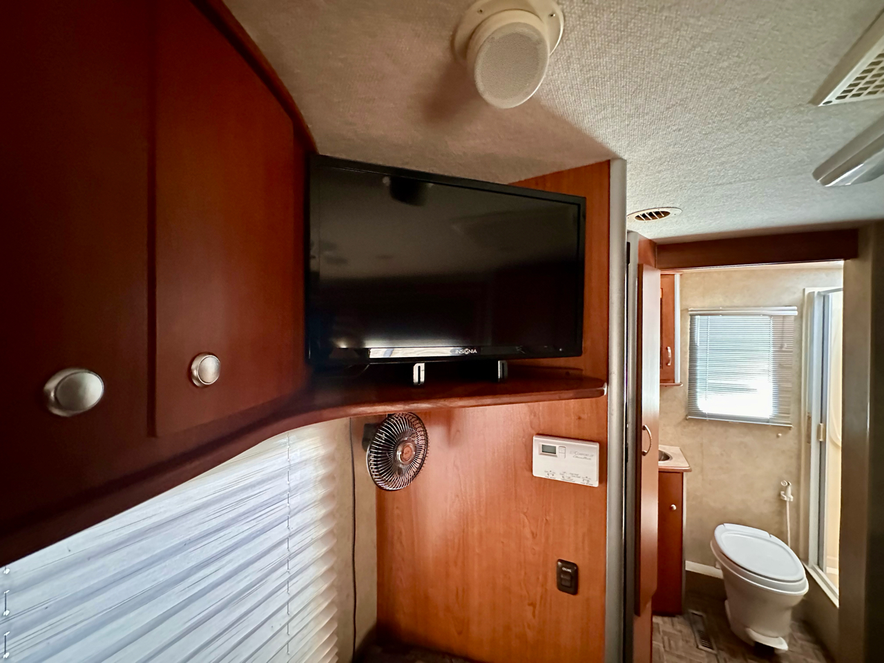 Itasca Navion  2008 Itasca Navion  2008