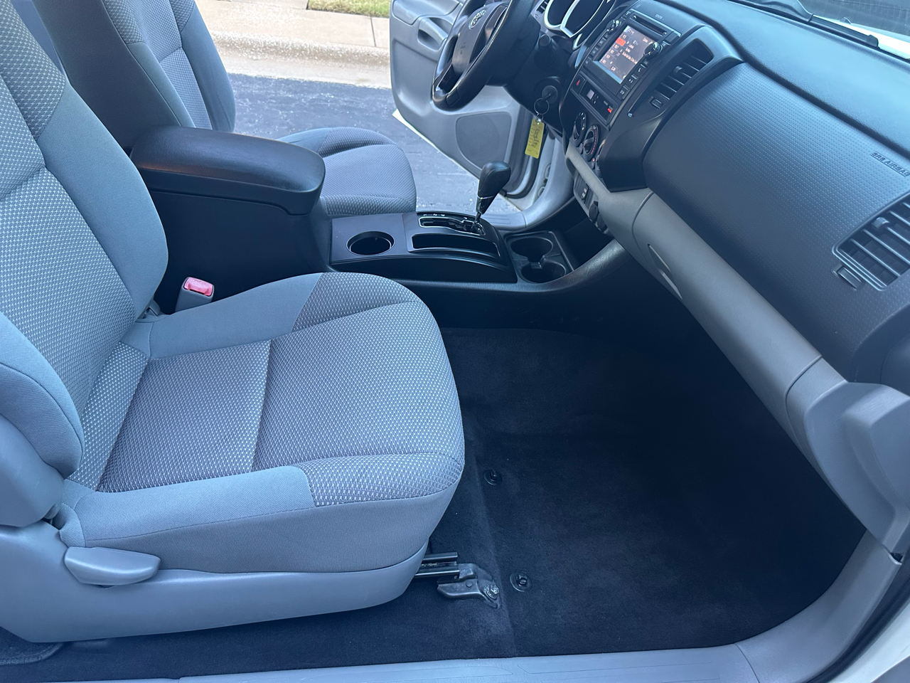 2013 Toyota Tacoma Access Cab photo 3