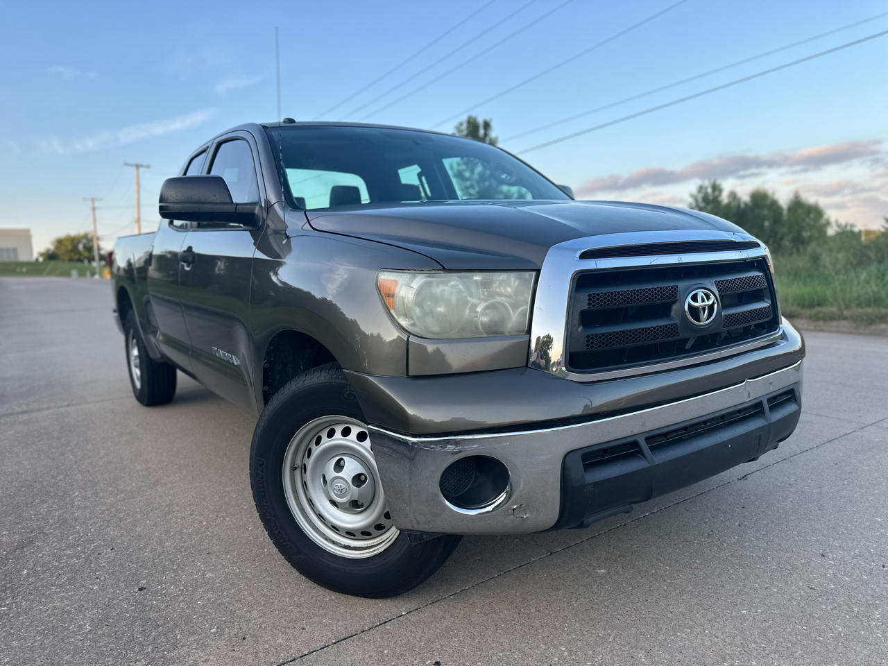 2011 Toyota Tundra Double Cab photo 2