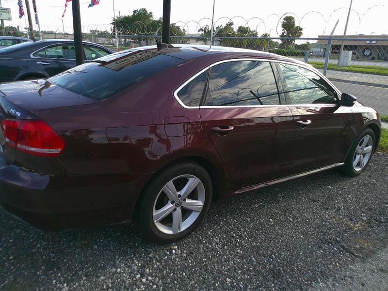 Volkswagen Passat 1.8T SE AT PZEV 2014