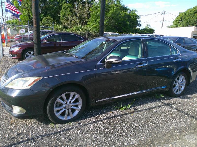 Lexus ES 350 Sedan 2011