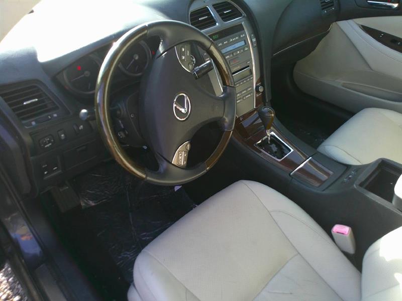 Lexus ES 350 Sedan 2011