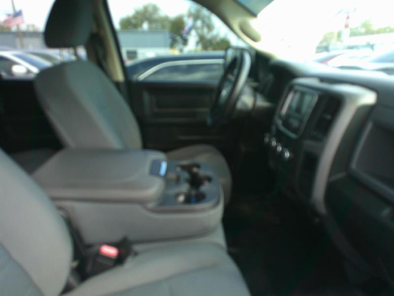 RAM 1500 Tradesman Quad Cab 2WD 2014